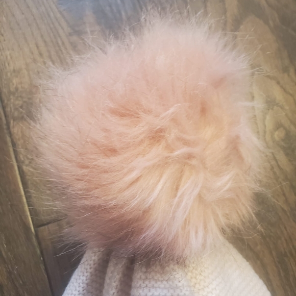 Le chateau toque/ knitted beanie hat with rhinestones - Picture 3 of 6